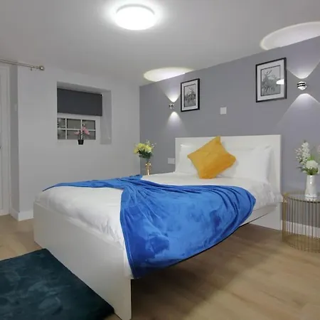 Oasis, Central Self Contained Flat By Cozynest Reading Exterior photo