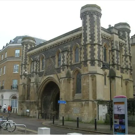 Oasis, Central Self Contained Flat By Cozynest Reading Exterior photo